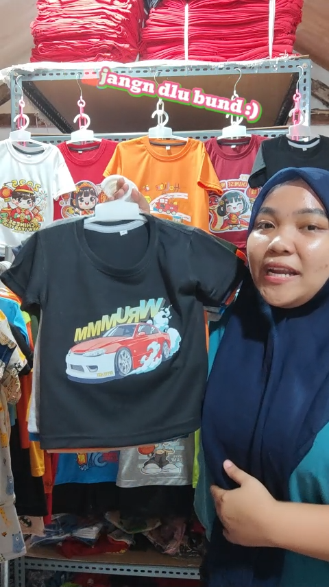 Code8.id DTF2 Baju Kaos Distro Harian Atasan Anak Laki Laki Motif Mobil Balap RedWhite Keren