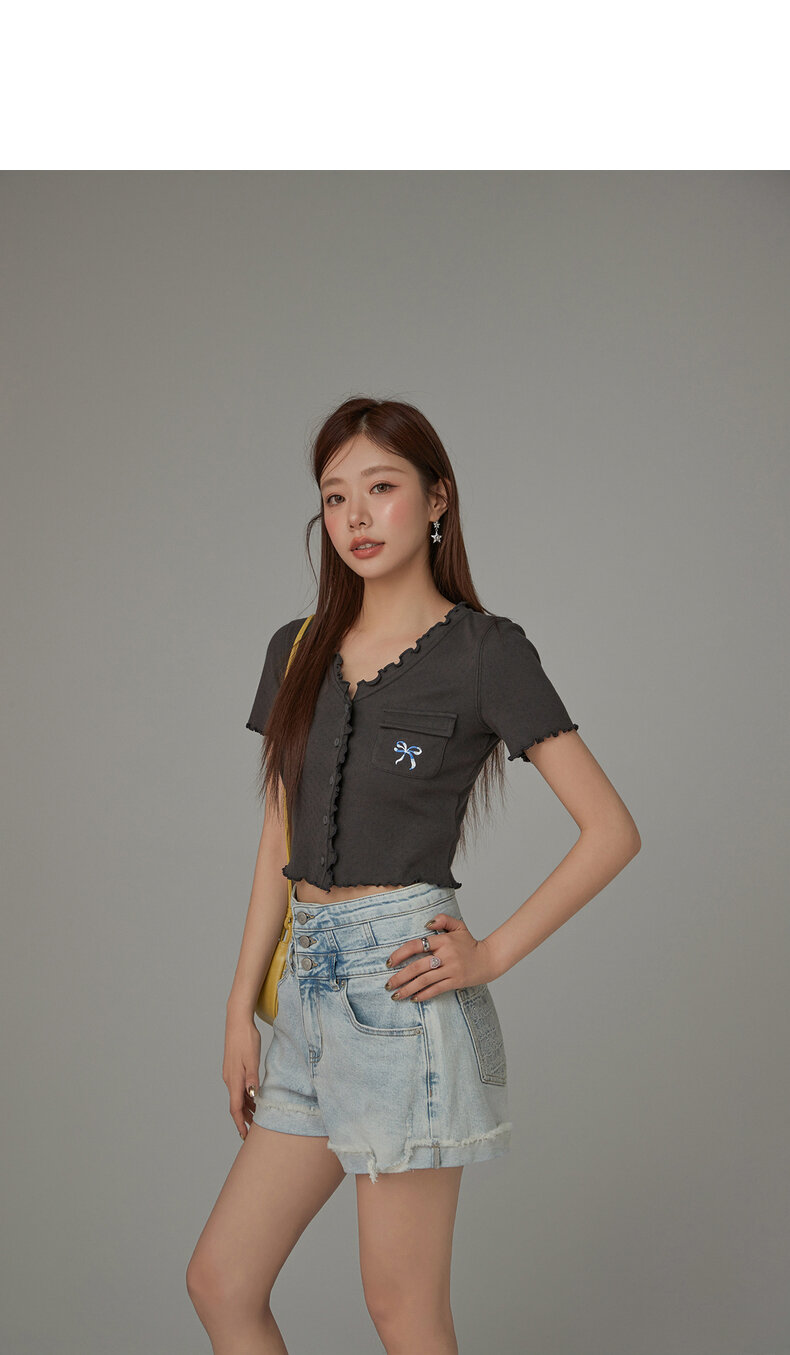 Chuu Butterfly Knot Embroidery Short Sleeve T-Shirt Women's New Summer Spicy Hollow out Ear Short Top Korean Style Cotton V-neck