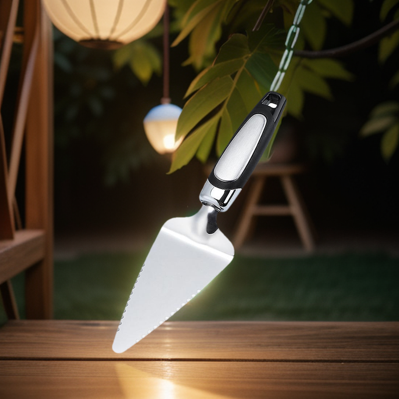 Soft Grip Cake Server. 