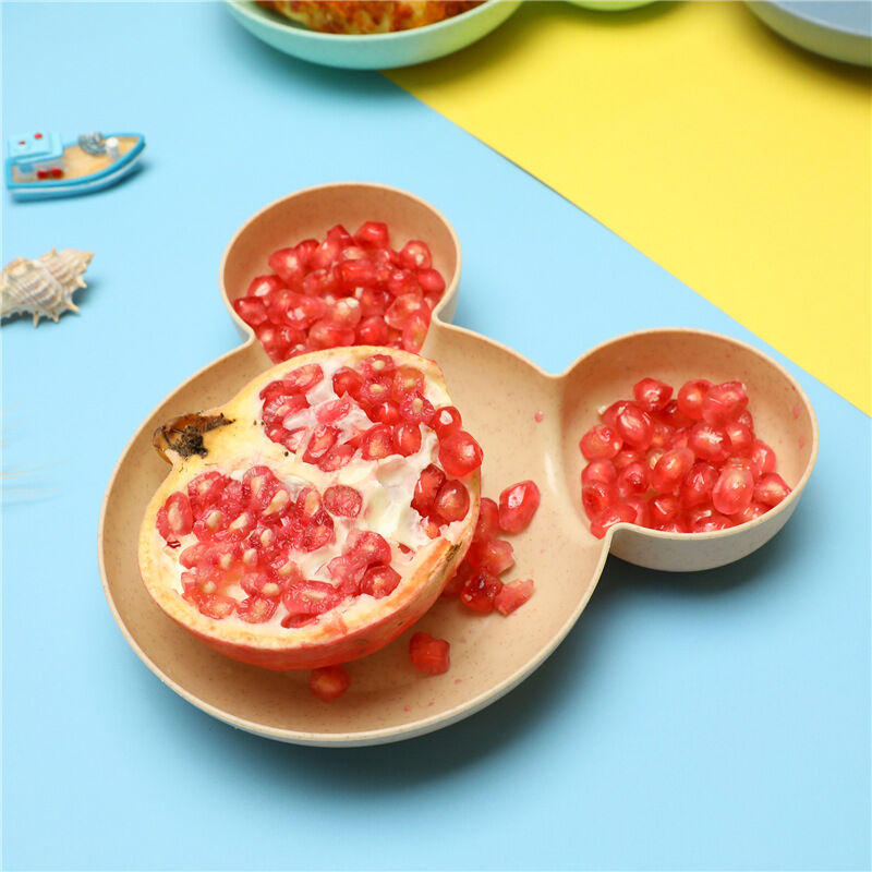 Bàn ăn dễ thương cho trẻ em