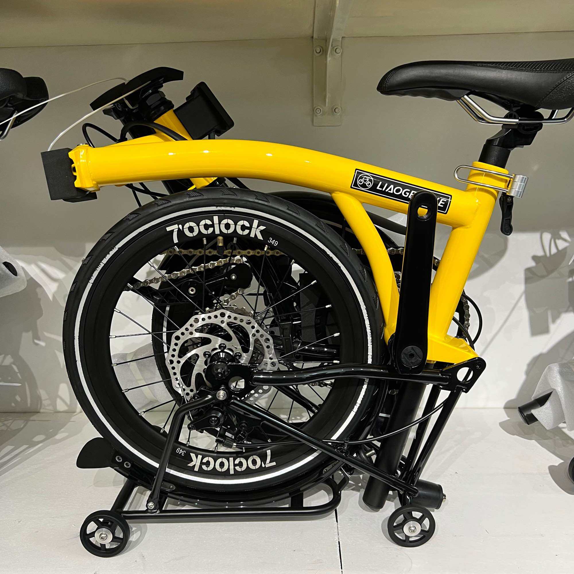 Liaoge D9 trifold bike disc brake 16” 20” external 9 speed Chromoly Steel frame compact folding. 