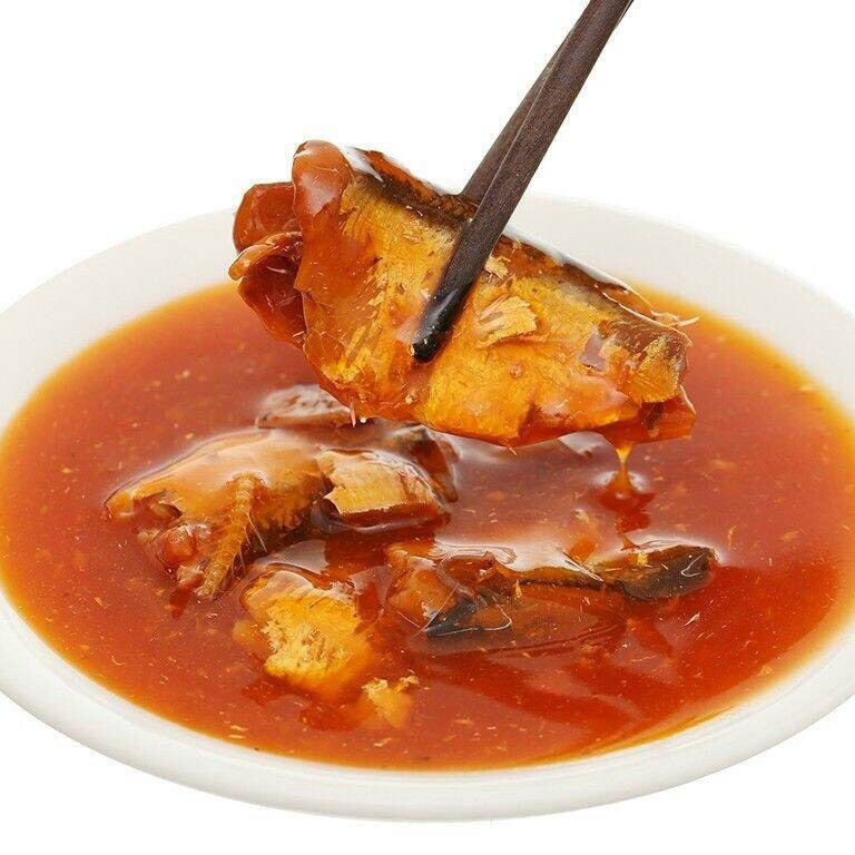 Hộp cá mồi sốt cà Thái Lan HI-CHEF 155g
