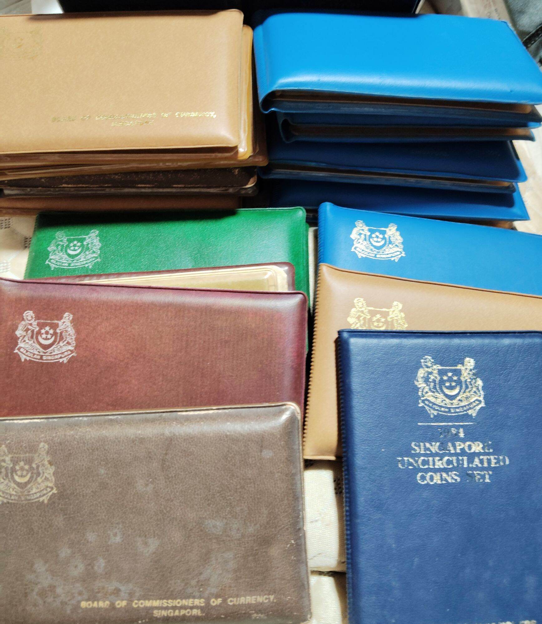 Vintage Singapore Mint first series of uncirculated coin set