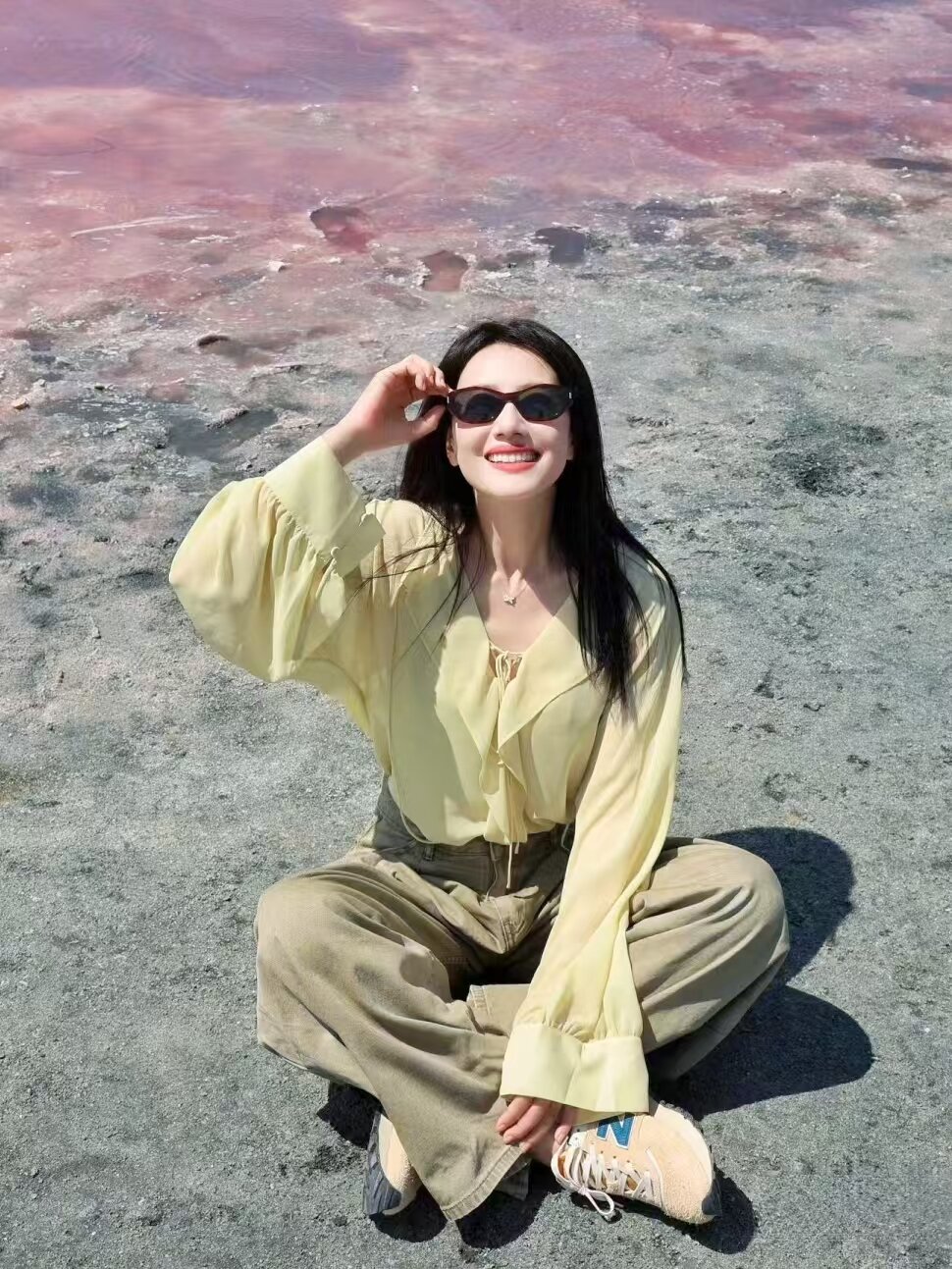 สไตล์เดียวกับ Retro Denim Female Spring 2024 ของ Gao Yuanyuan