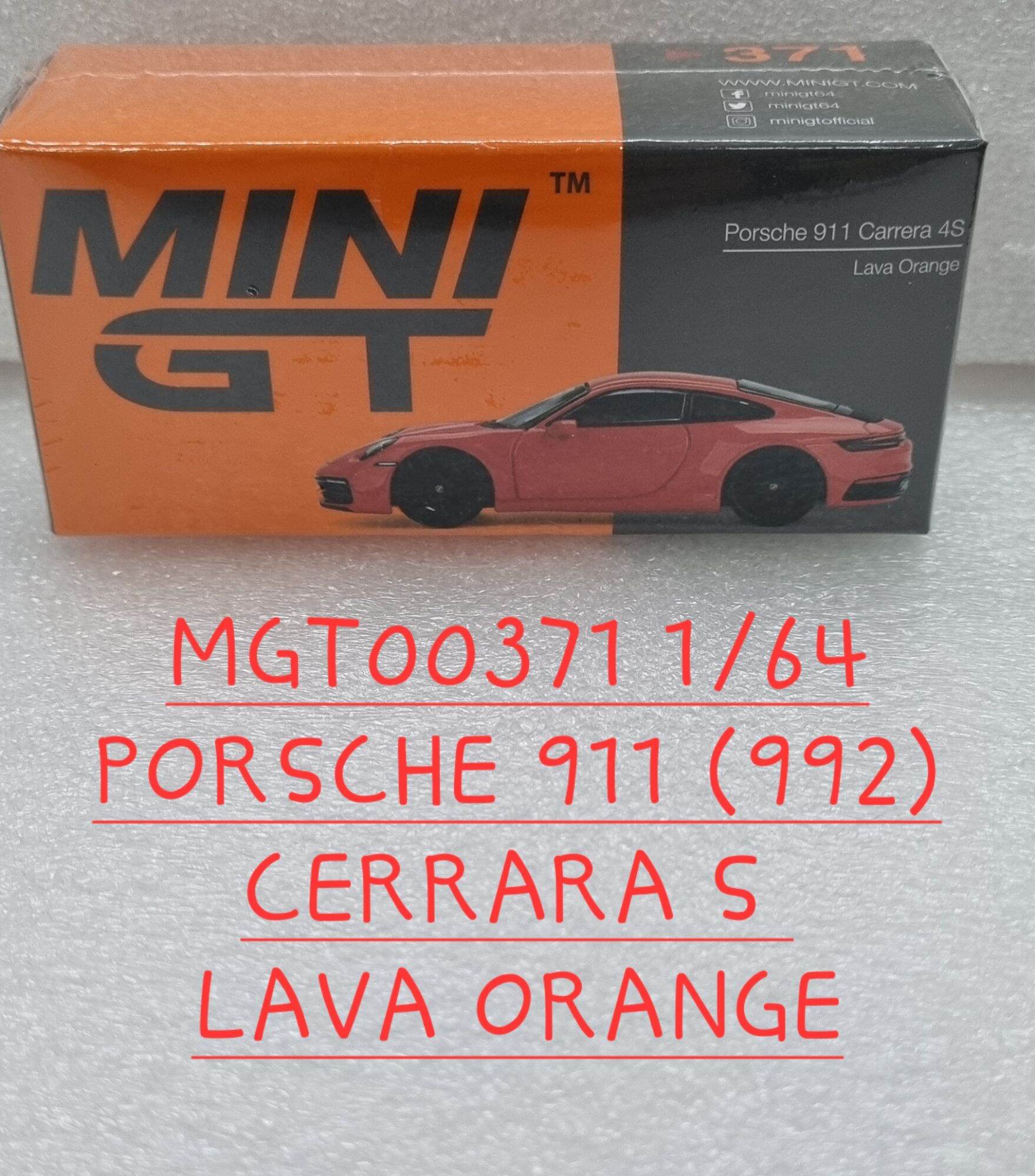 1/64 MINI GT Porsche 911 (992) Carrera 4S Lava Orange Diecast Car Model