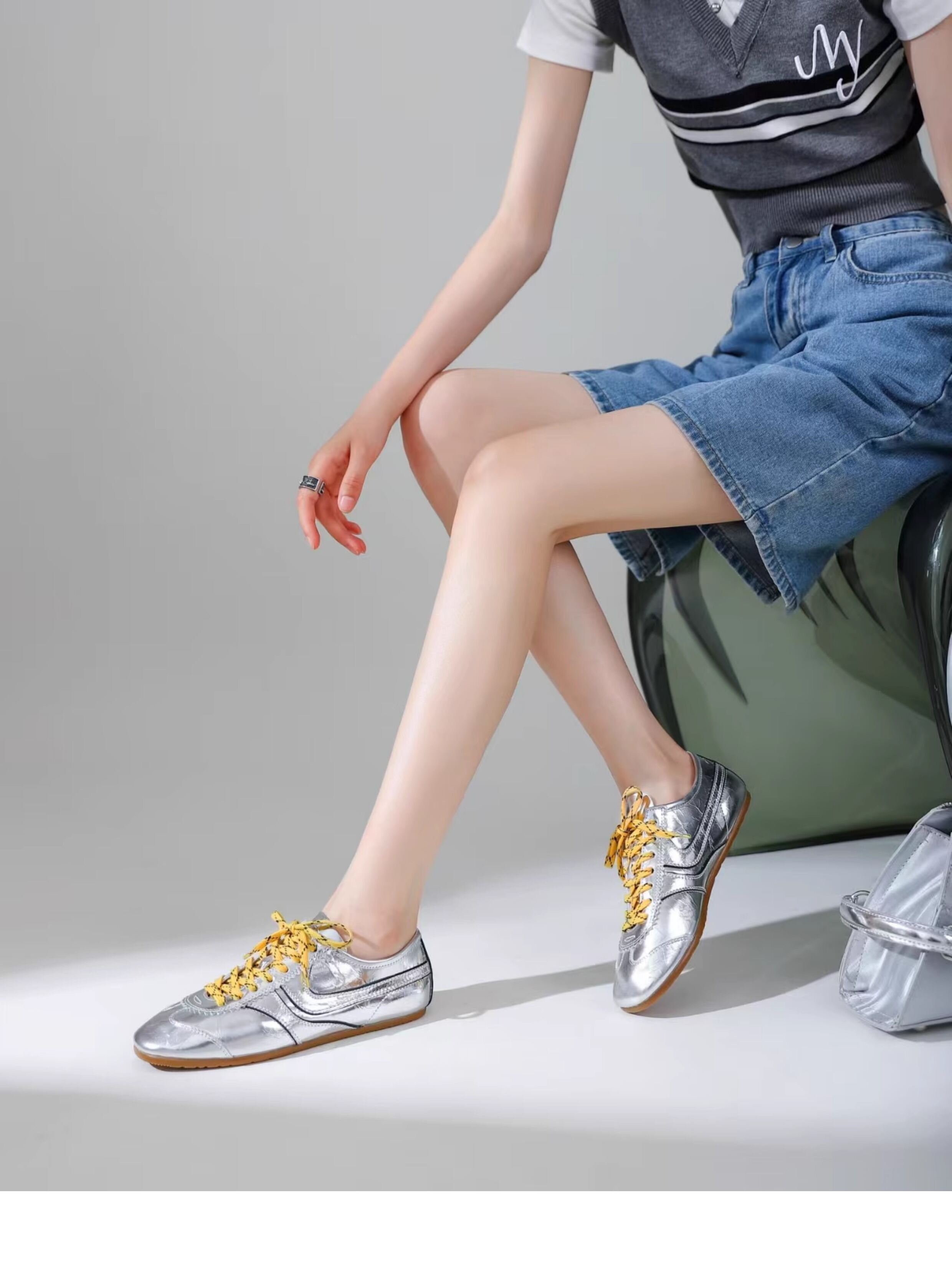 Olive Green Agam Shoes Deqin Casual Sneakers Women's Flat Bottom Sports Shoes Easy to Wear Comfortable Leather Interior · v12