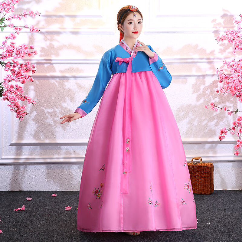 modified hanbok