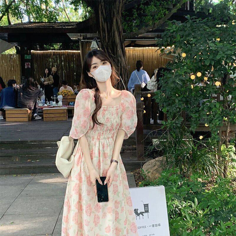 lucky yj ชุดเดรสใหม่ฤดูใบไม้ผลิและฤดูร้อนกระโปรงสาวร้อนลายดอกไม้ระดับไฮเอนด์อ่อนโยน ราคา 168 บาท*ส่งฟรี