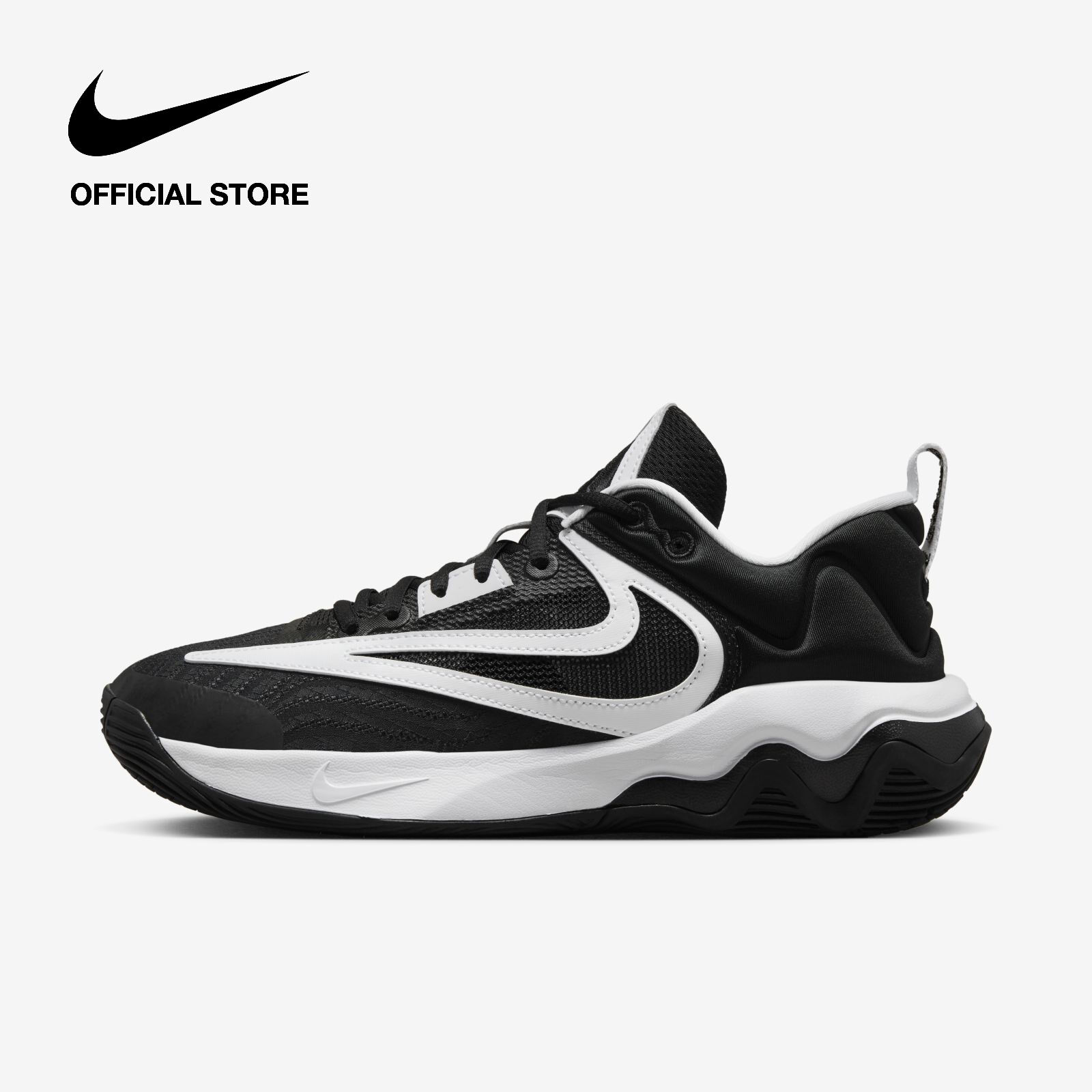 nike basketball shoes all black