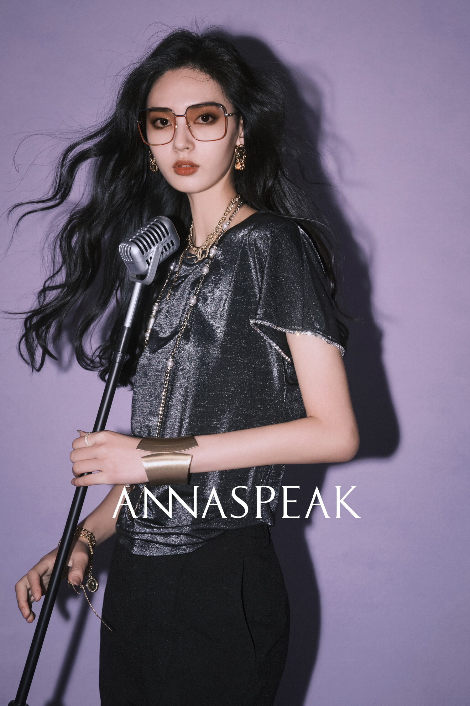 Annaspeak Galaxy 반팔 티셔츠 여성용 세련된 다이아몬드 장식 상의 캐주얼 루즈핏 퓨어 컬러 봄 여름 신상품