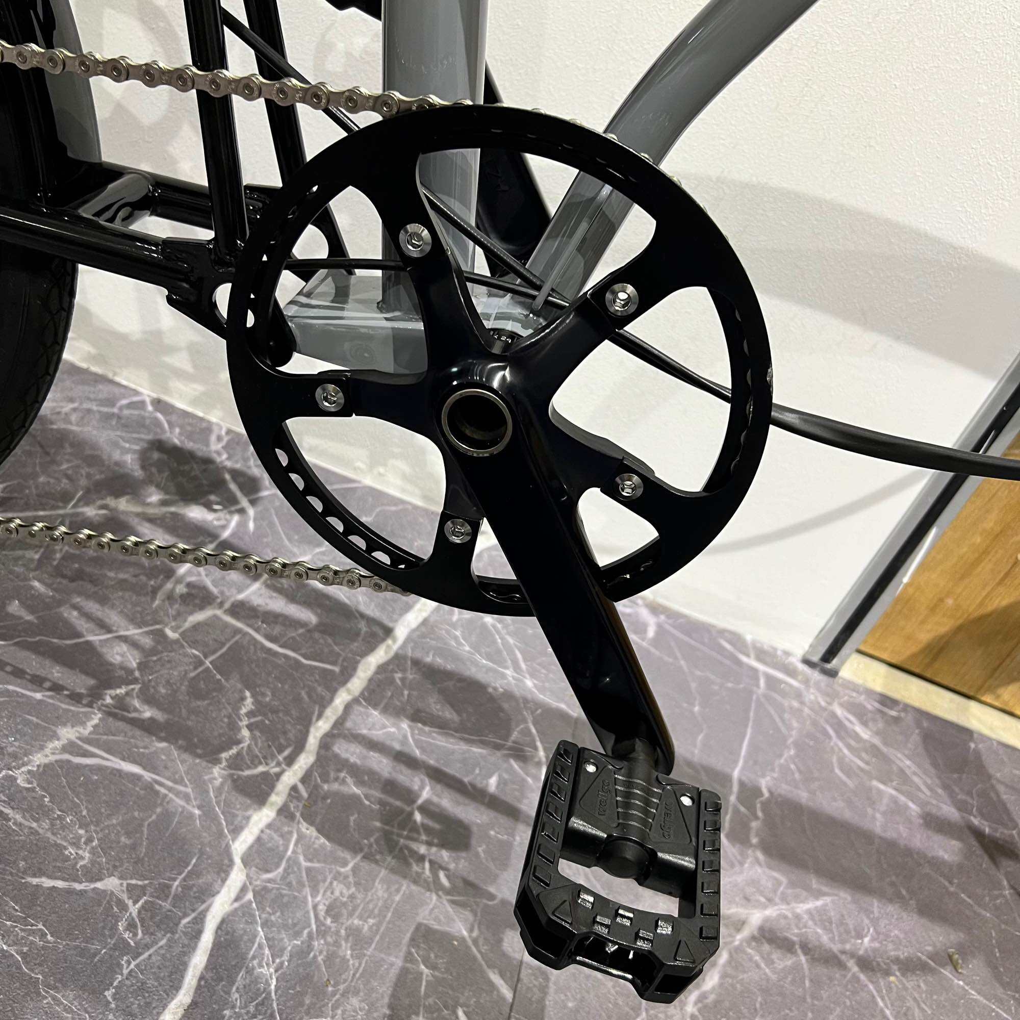Liaoge D9 trifold bike disc brake 16” 20” external 9 speed Chromoly Steel frame compact folding. 
