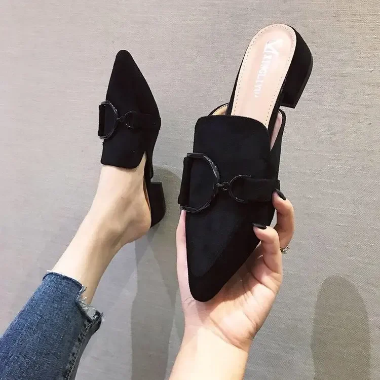 Online Influencer Fashion Outer Wear Closed Toe Half Slippers Women's Summer 2021 New Casual Buckle Chunky Heel Low Heel Pointed Sandals