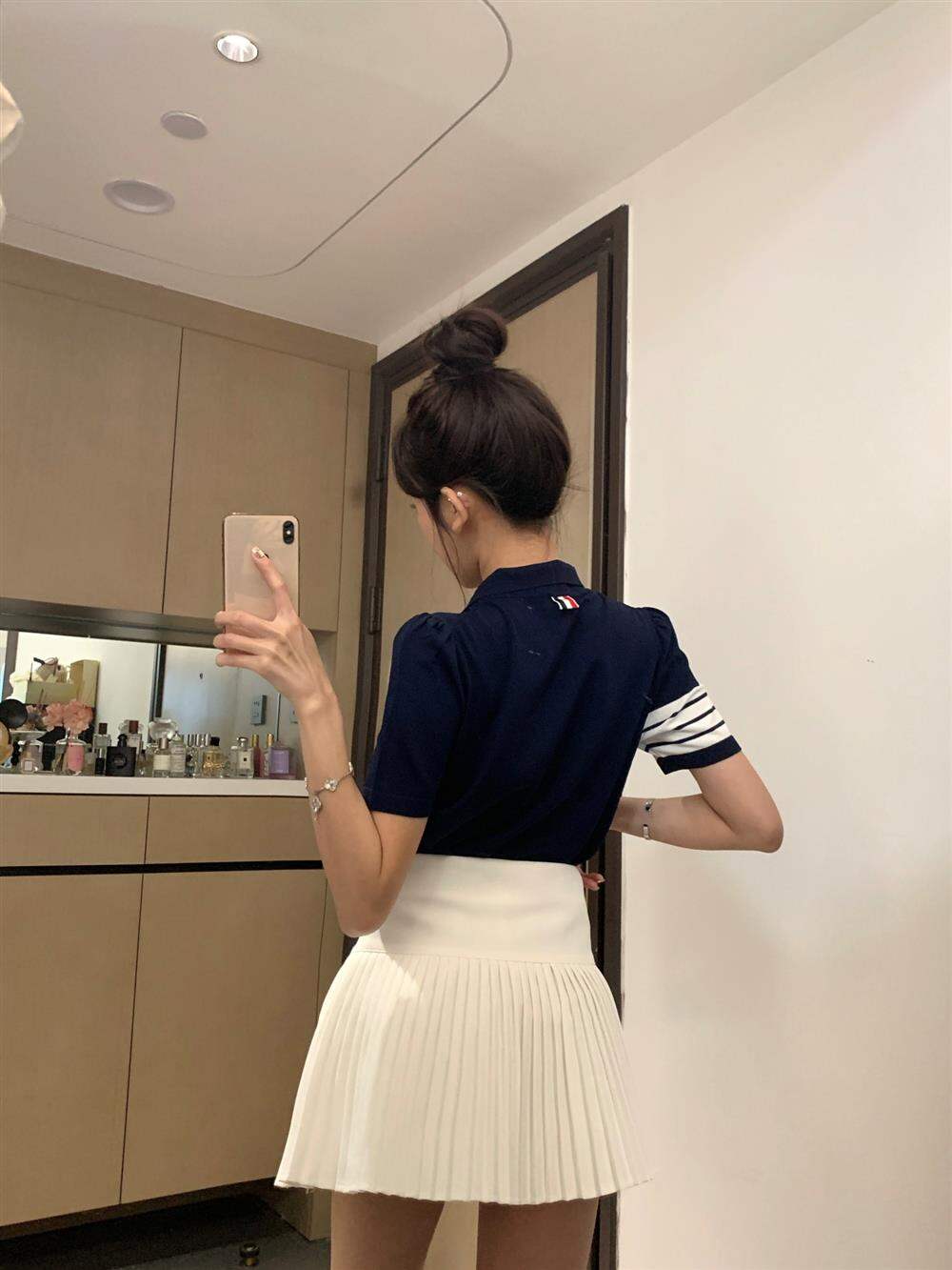TB Thom Women's Summer Short Sleeve T-shirt with Embroidered Dog Cartoon and POLO Collar Slim Fit Regular Thickness for 18-24 Years Old