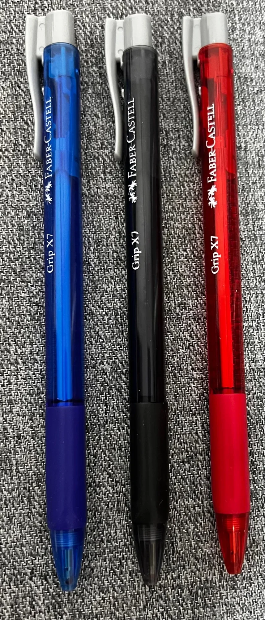 Faber-Castell Grip X5/X7 Ballpoint Retractable Pen (3 per pack ) Needle Point (0.5/0.7mm)