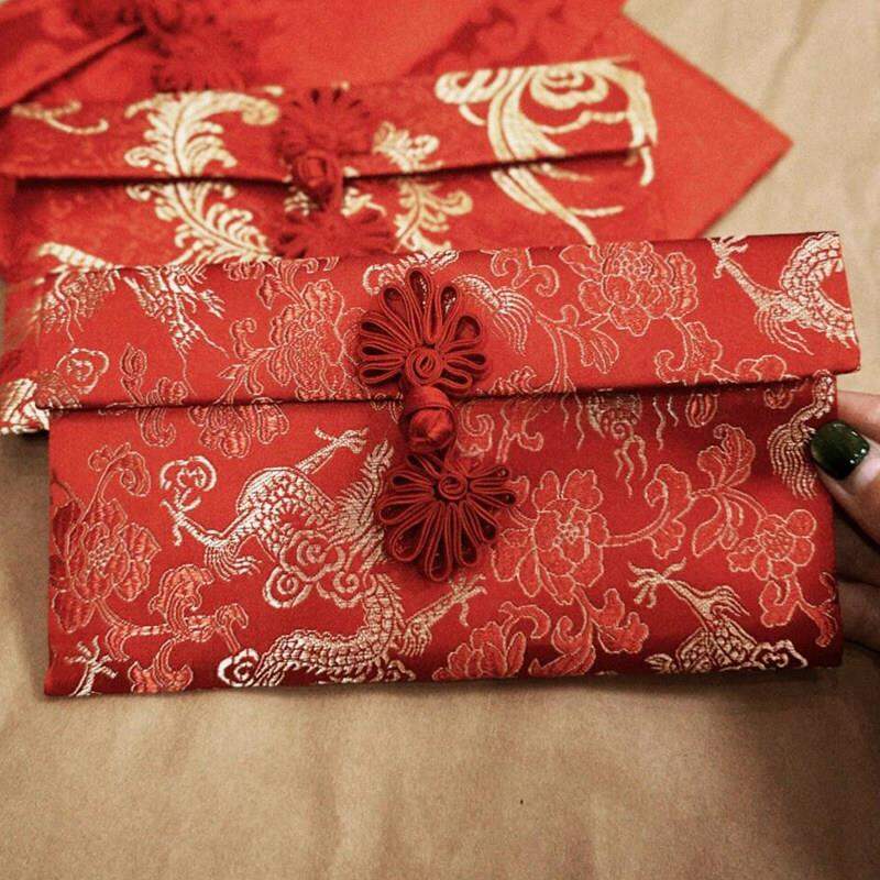 High-quality Satin Wedding Red Envelopes For Engagements and Traditional Ceremonies