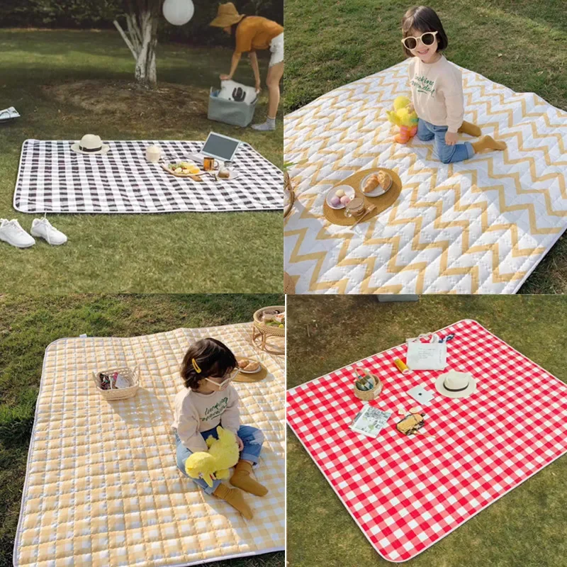 Outdoor Picnic Mat Waterproof and Moisture-Proof Liner Spring Outing Mat Portable Thickened Ultra-Light 5-8 May Folding Picnic Floor Mat