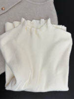 HUOLISI | Pastel Blue Half-Neck Senior Knitted Top