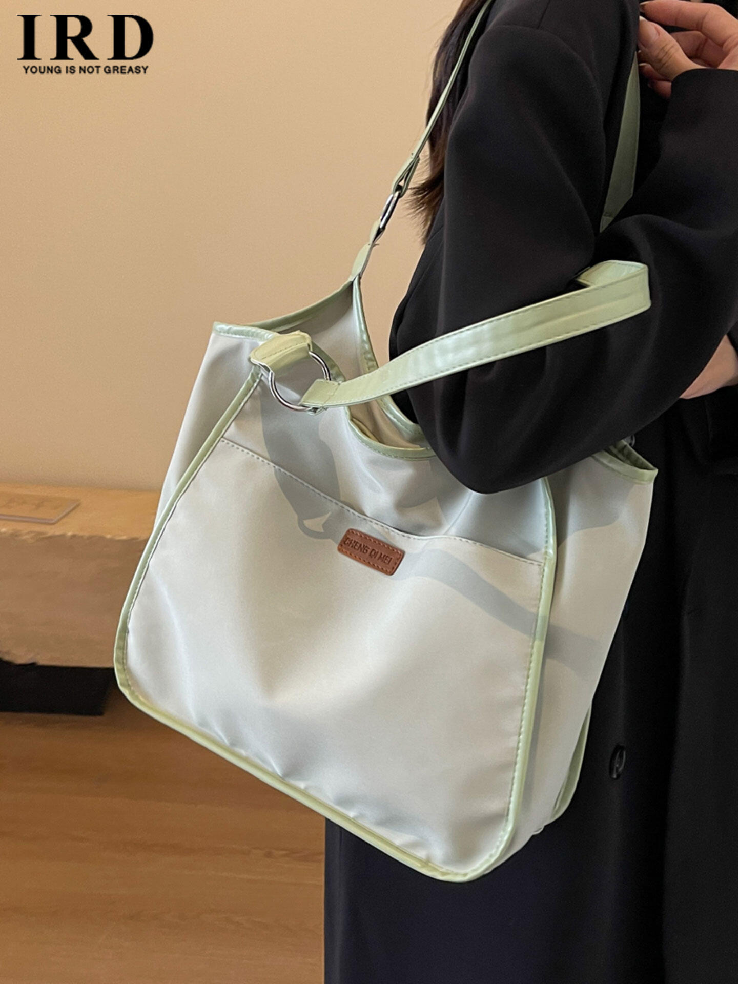 バッグ Stylish Bag Msize for Men/Women G Bag: Multi-Compartment Casual Pu Leather Woven Shoulder Bag For