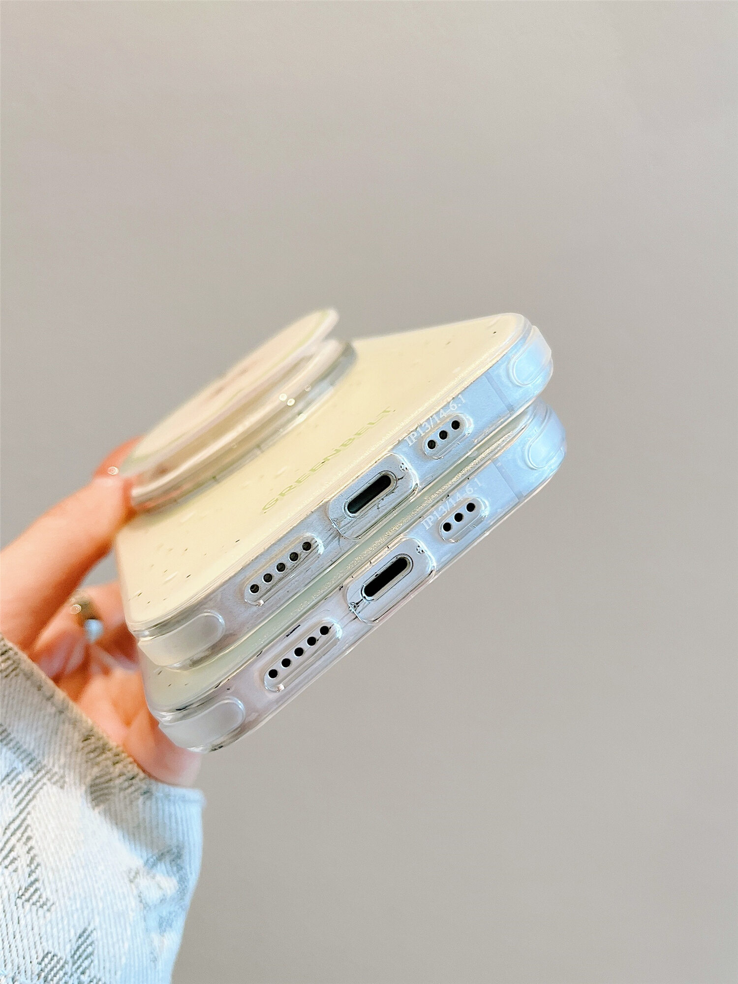 KVZUVUU| Magnetic Stand Case For IPhone 16 Pro Max_voghion.com