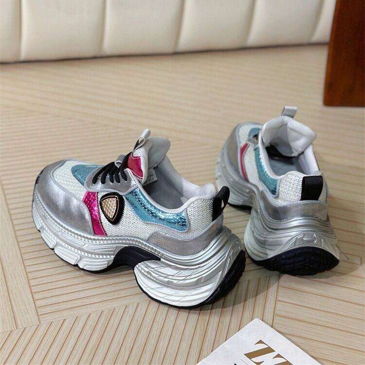 Lässige Schuhe für Papa, trendiger neuer Stil, vielseitig, atmungsaktiv, bequem, Sportschuhe, dicker Saum, zur Erhöhung der Freizeit, Laufschuhe