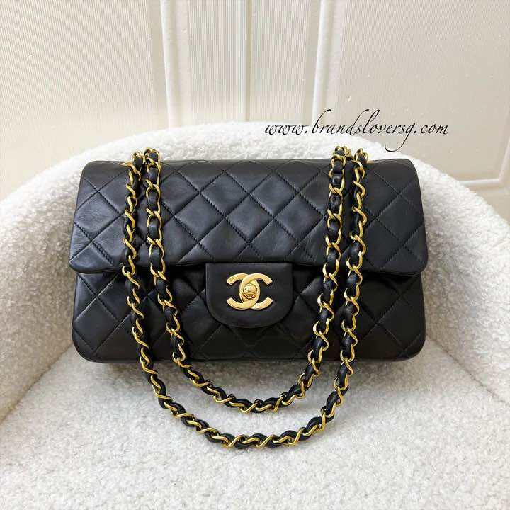 Woman Chanel Bags - Best Price in Singapore - Oct 2023