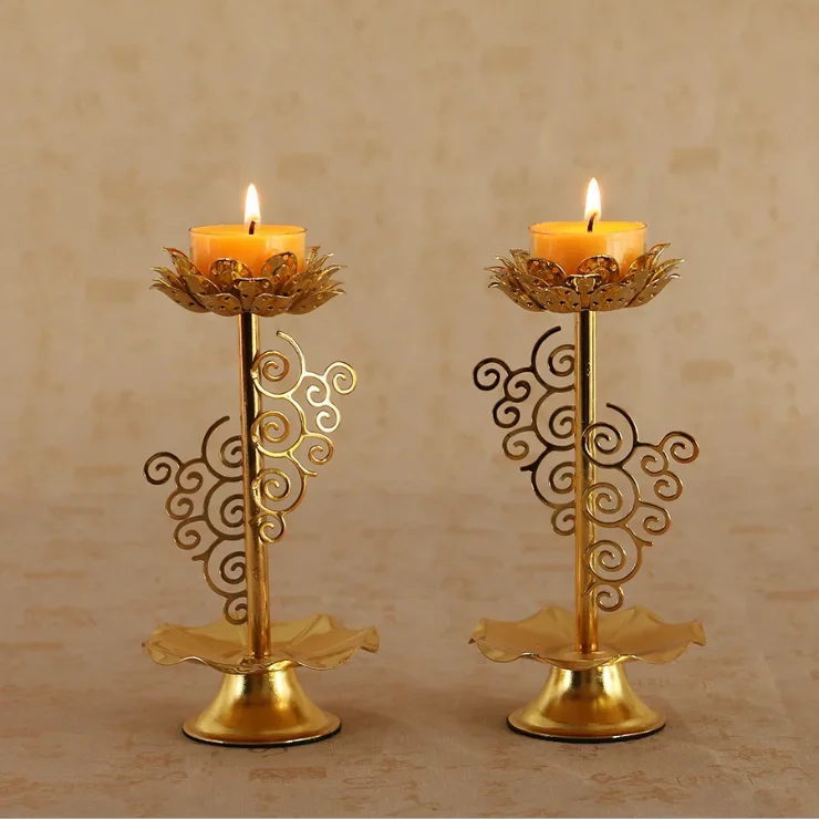 Alloy Butter Lamp Holder Lotus Candlestick Butter Lamp Holder Buddha Offering Lamp Holder Lamp Holder Lamp Bracket Household Offering Lamp Ornaments for Buddha Praying Hall