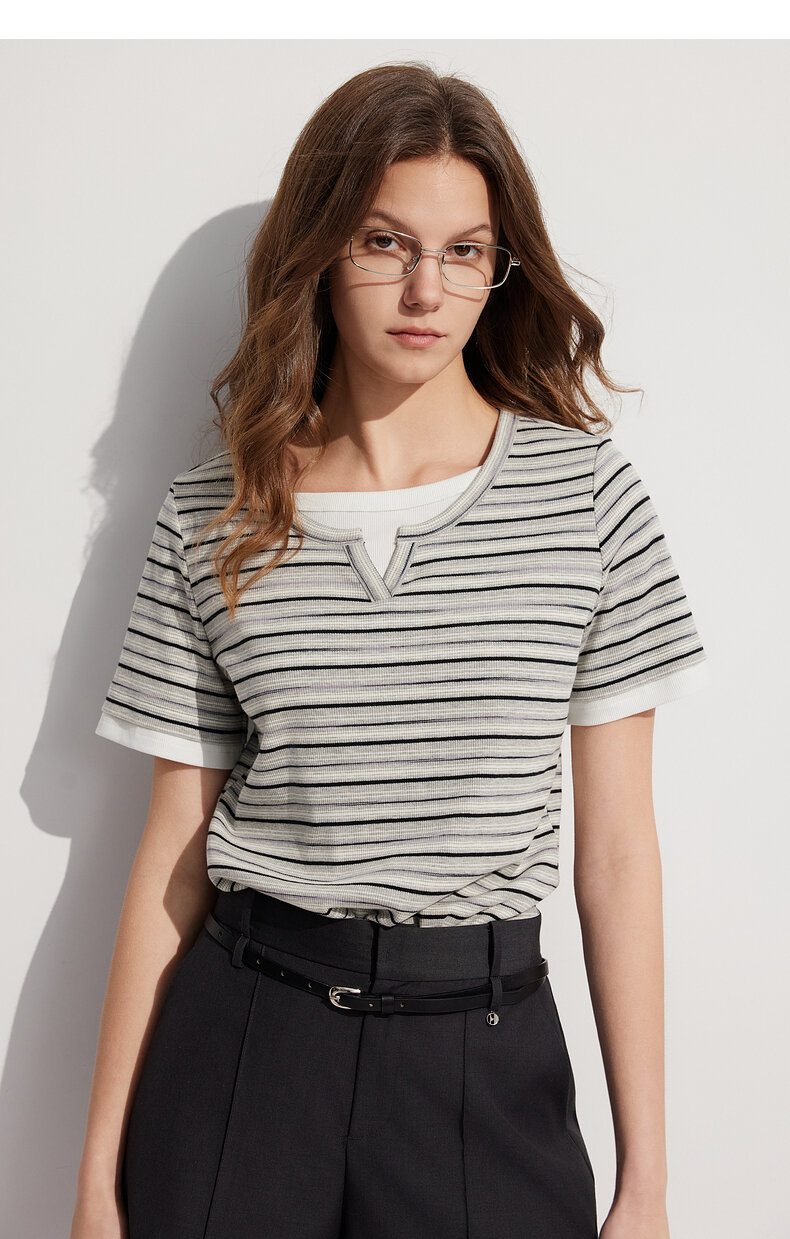 ELLE French Design Splice Color Striped Short Sleeve T-shirt for Women Simple Casual Summer 2024 New Arrival