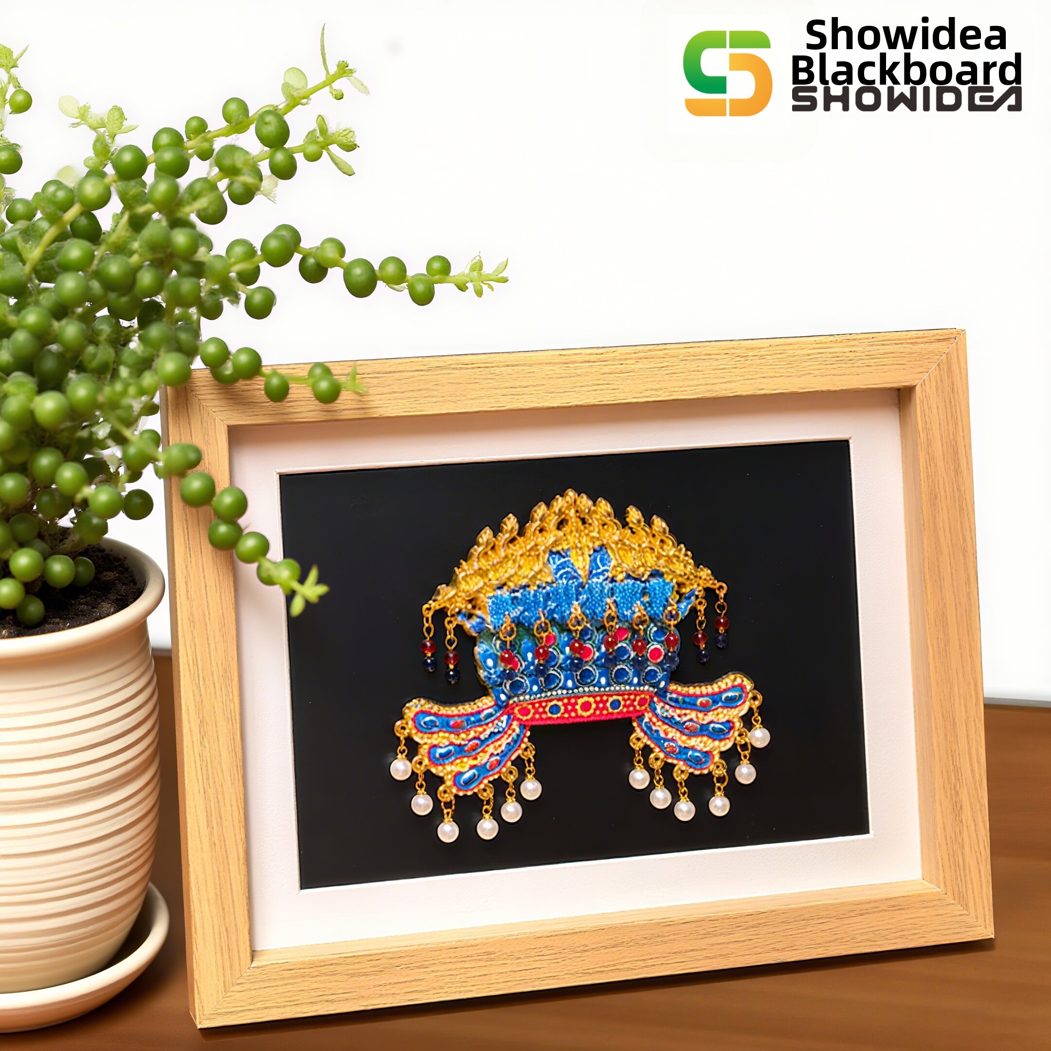ShowIdea | Magnetic Metal Display Board for Photos Decorations