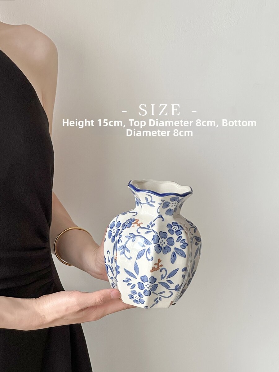 Luxury Jingdezhen Blue and White Ceramic Vase