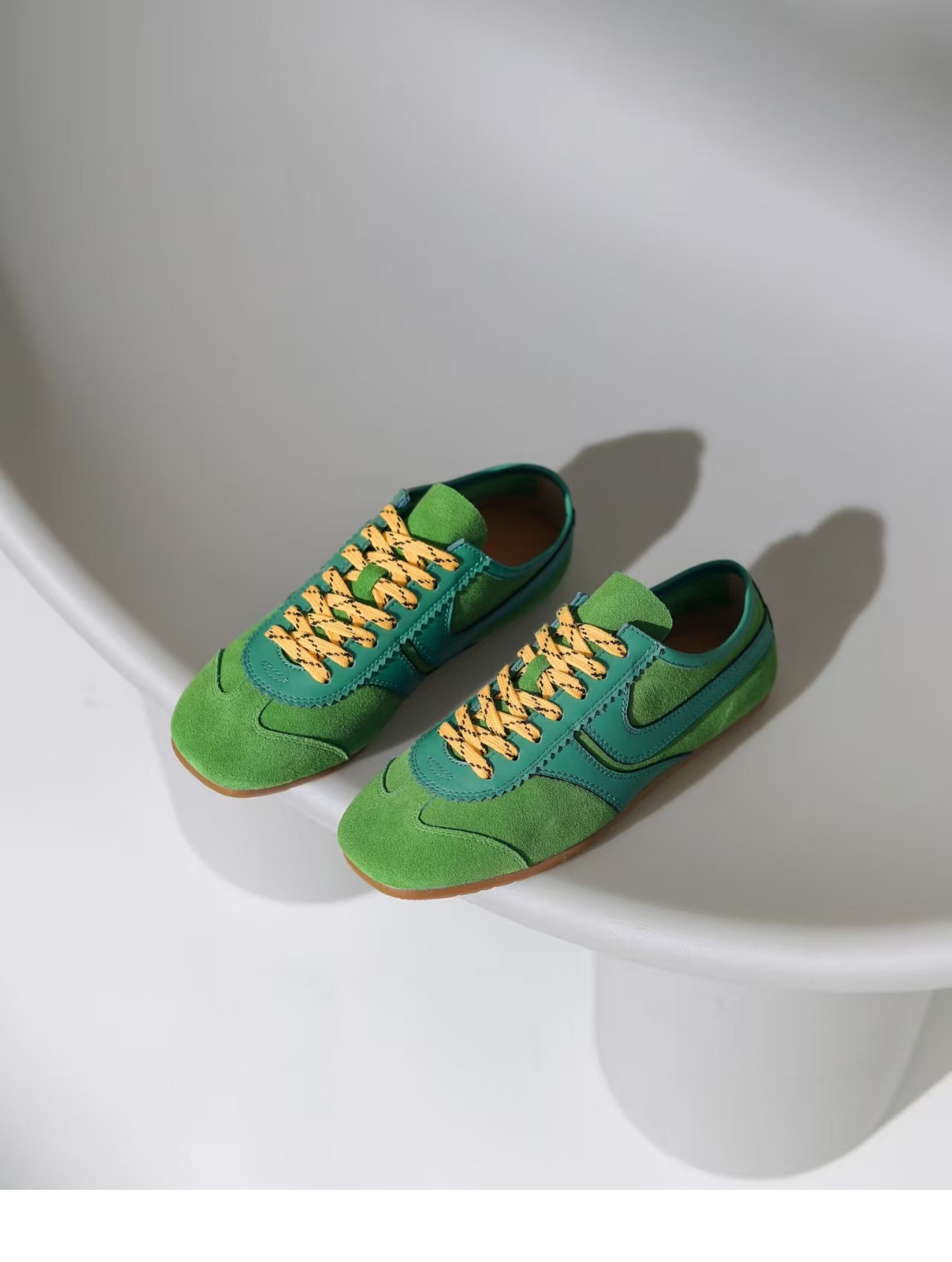 Olive Green Agam Shoes Deqin Casual Sneakers Women's Flat Bottom Sports Shoes Easy to Wear Comfortable Leather Interior · v12