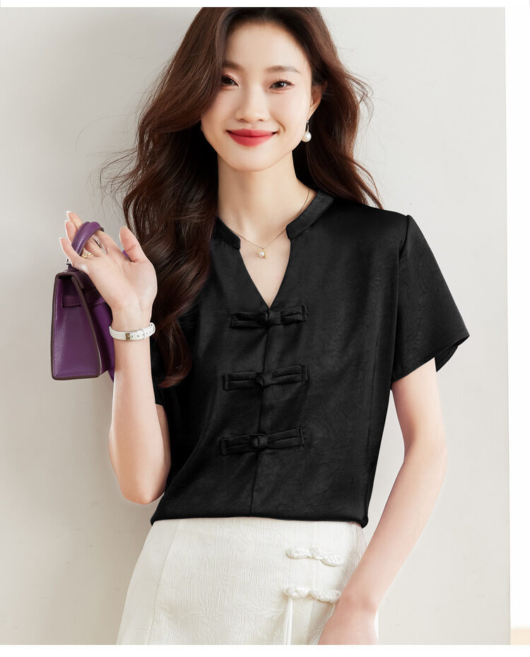 New Chinese Style Short Sleeve Shirt Women Summer 2025 New Fashion Black Embroidered Top Ladies Small Shirt Upper Body