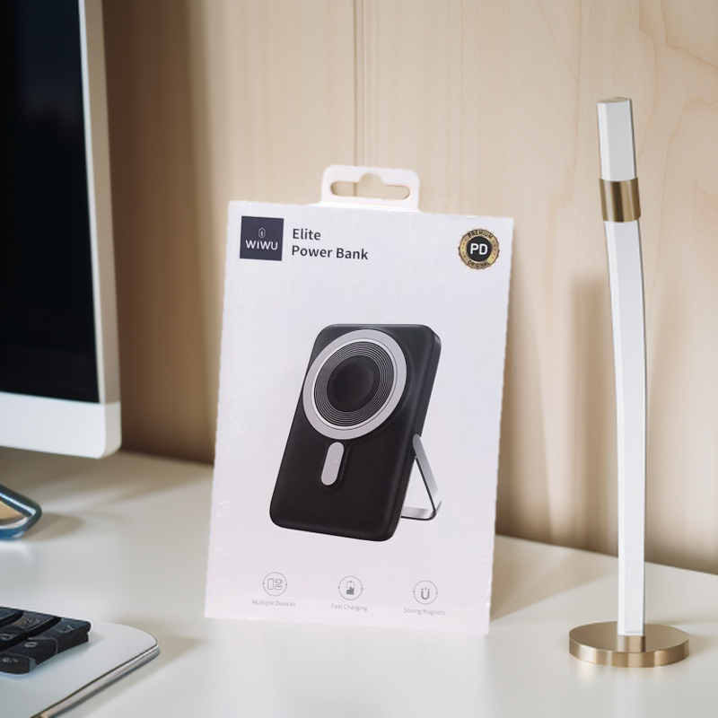 WiWU Wi-P018 Elite Power Bank 10000mAh Magnetic Wireless Charging With Stand. 