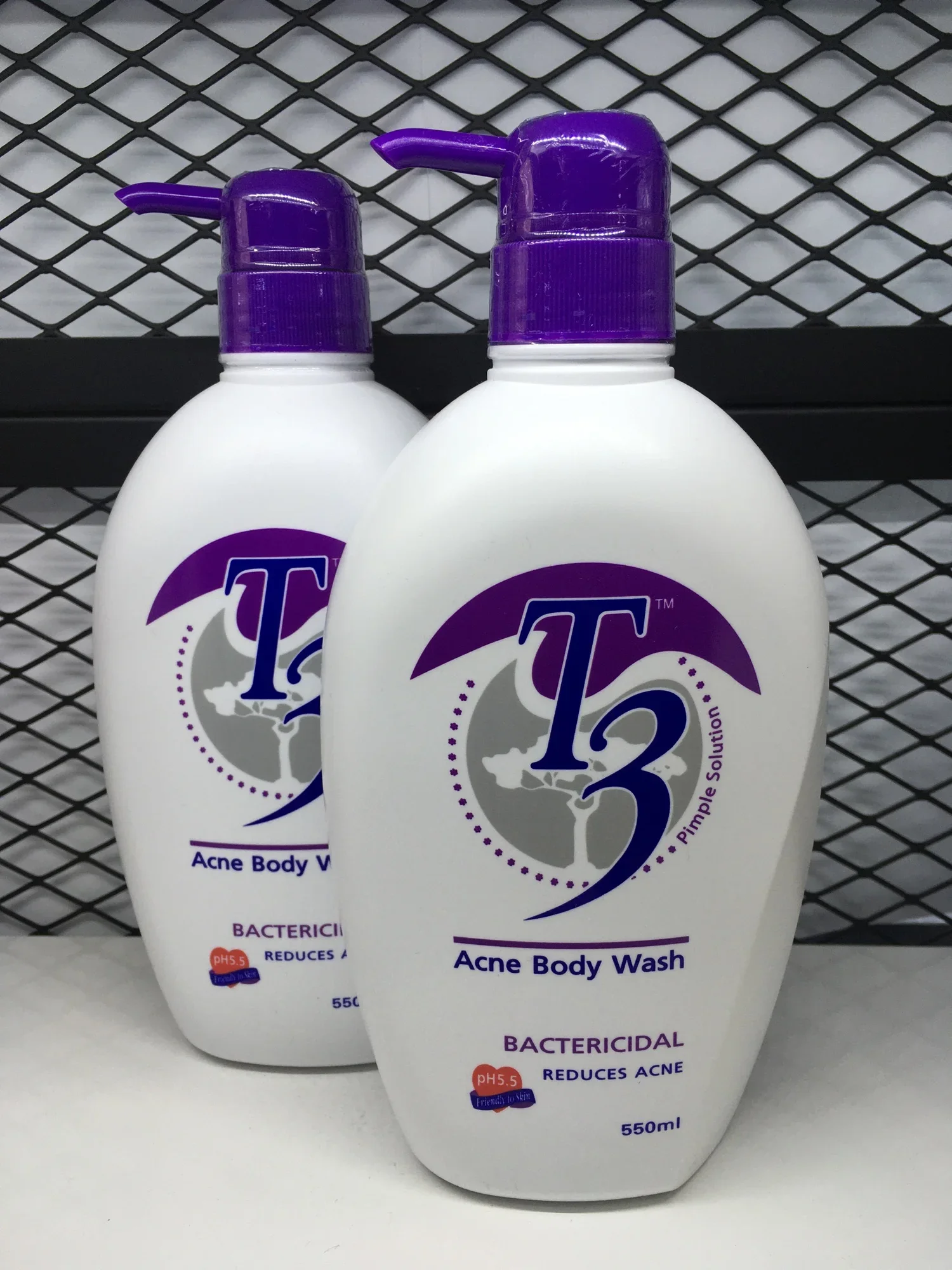T3 (Bundle of 2) Bactericidal Acne Body Wash 550ml