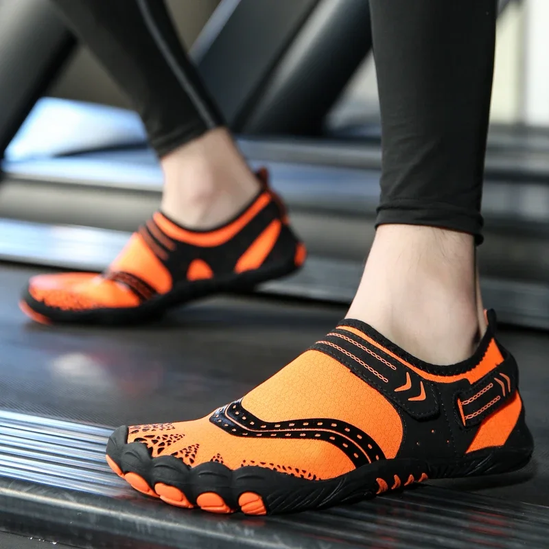 Indoors and Outdoors Gym Running Squat Weightlifting Shoes Skipping Rope Training Shoes Soft Bottom Wait Lifting Training Exercise Treadmill Shoes