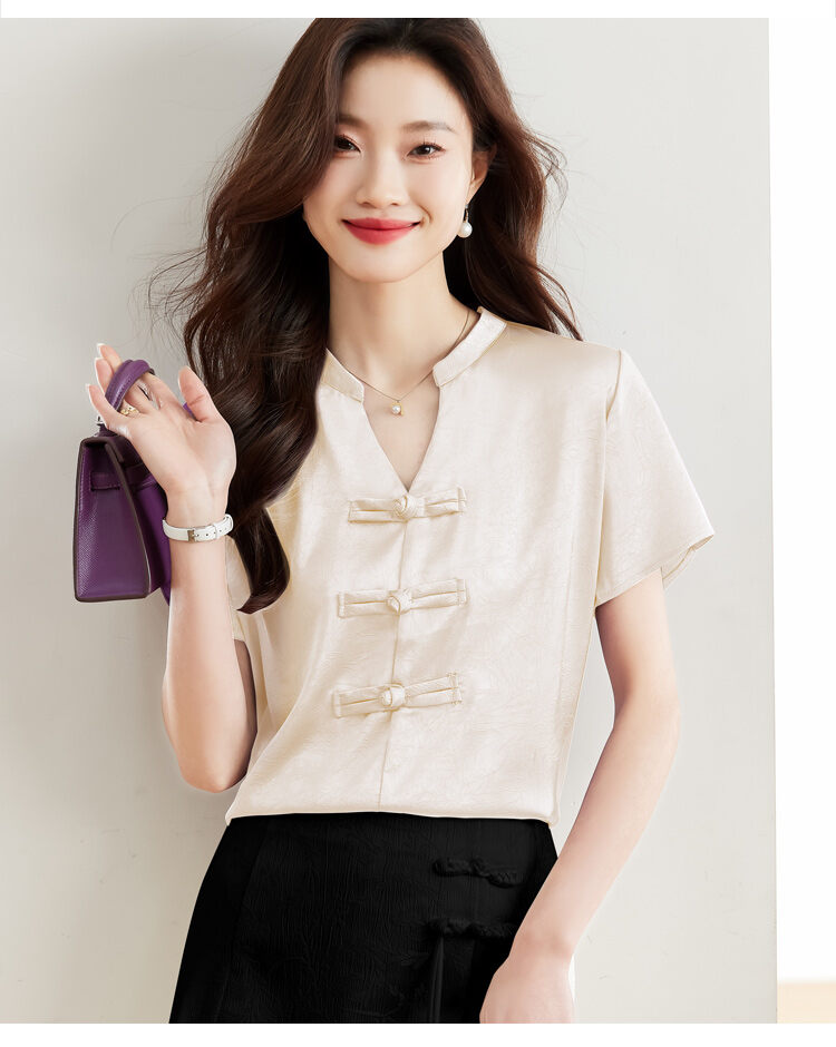 New Chinese Style Short Sleeve Shirt Women Summer 2025 New Fashion Black Embroidered Top Ladies Small Shirt Upper Body