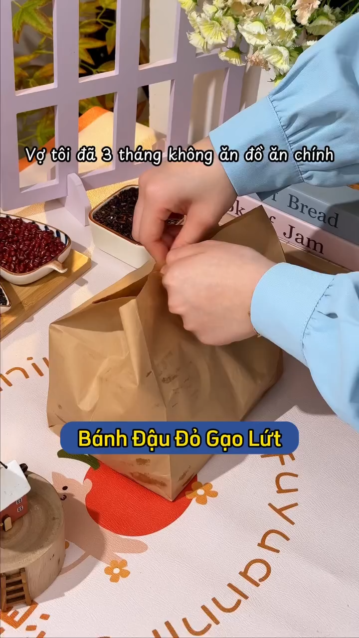 Bánh Đậu Đỏ Gạo Lứt Hương Vị Thơm Ngon Đậm Đà, Mềm Mềm, Ngọt Nhẹ, Thích Hợp Với Mọi Người