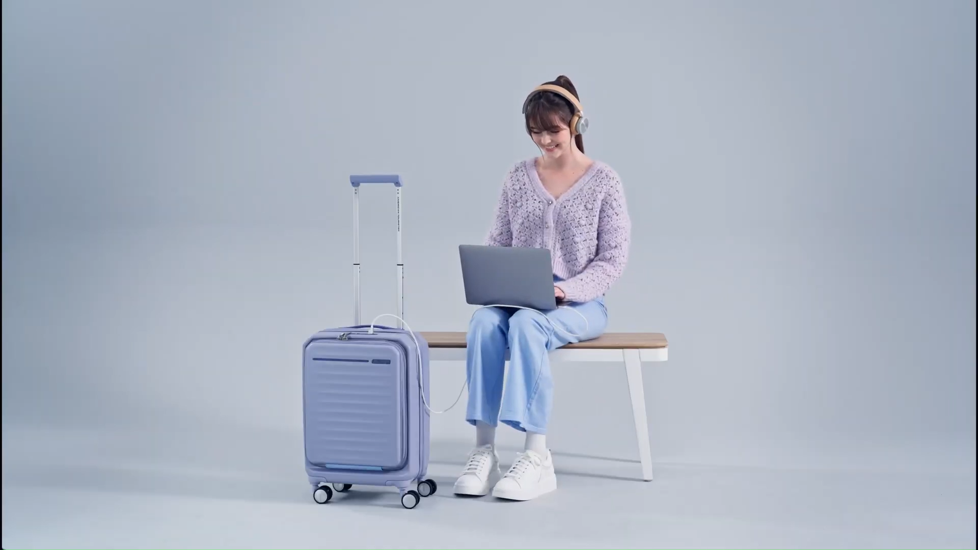 Vali kéo American Tourister Frontec/Frontec OS Spinner EXP TSA