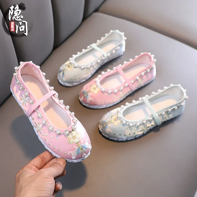 2021 New Ancient Chinese Clothing Shoes Girls' Ancient Costume Embroidered Shoes Chinese Style Old Beijing Children's Cloth Shoes Ancient Style Performance Shoes