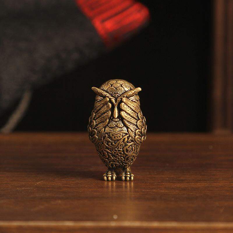 HOT! 1Pcs Bookshelf Decoration Vintage Brass Owl Statue Ear Covering Animal Sculpture Desktop Home Office Ornament Unique Gift