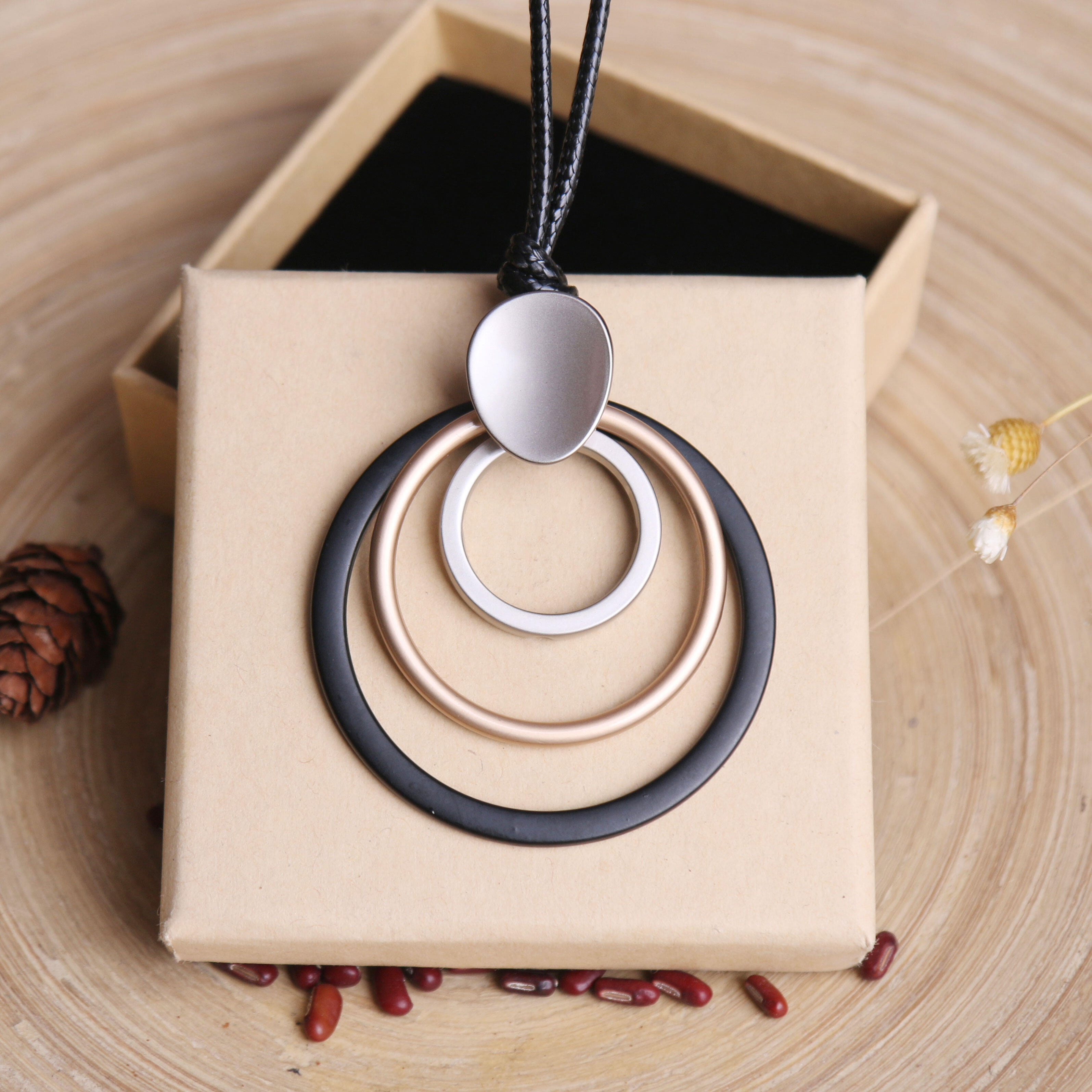 accessorize circle necklace