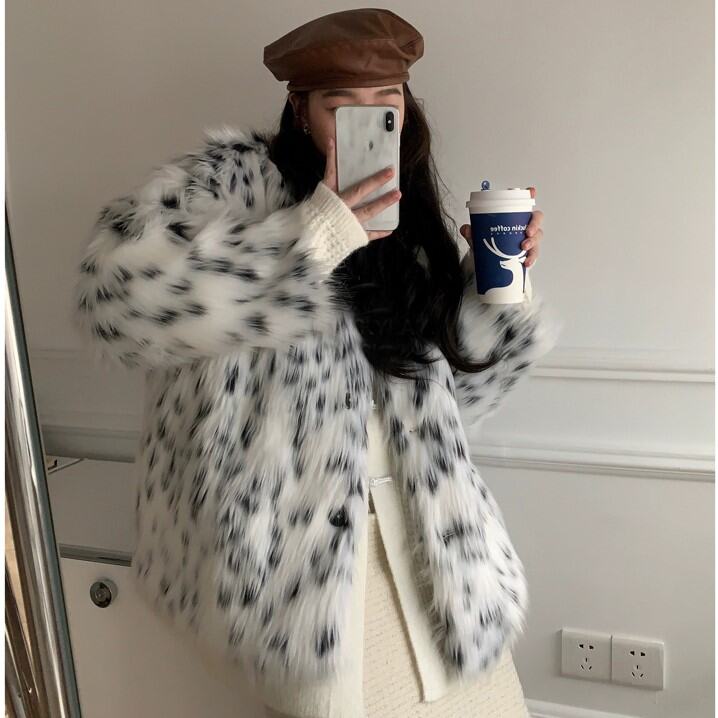 dalmatian faux fur shawl