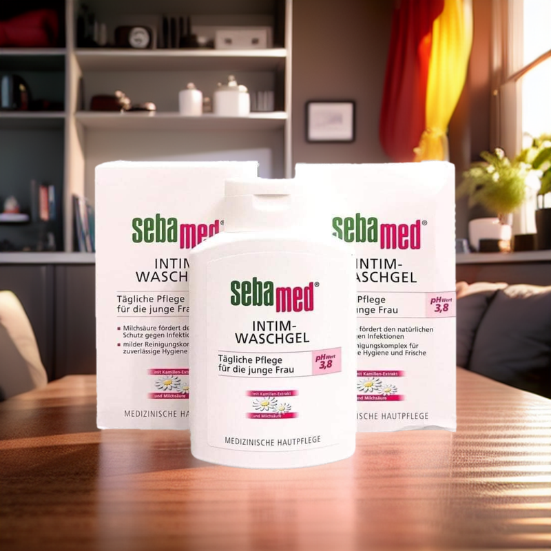Dung dịch làm sạch vùng kín Sebamed của Đức có độ pH 3.8 ngăn viêm nhiễm nấm ngứa phụ khoa