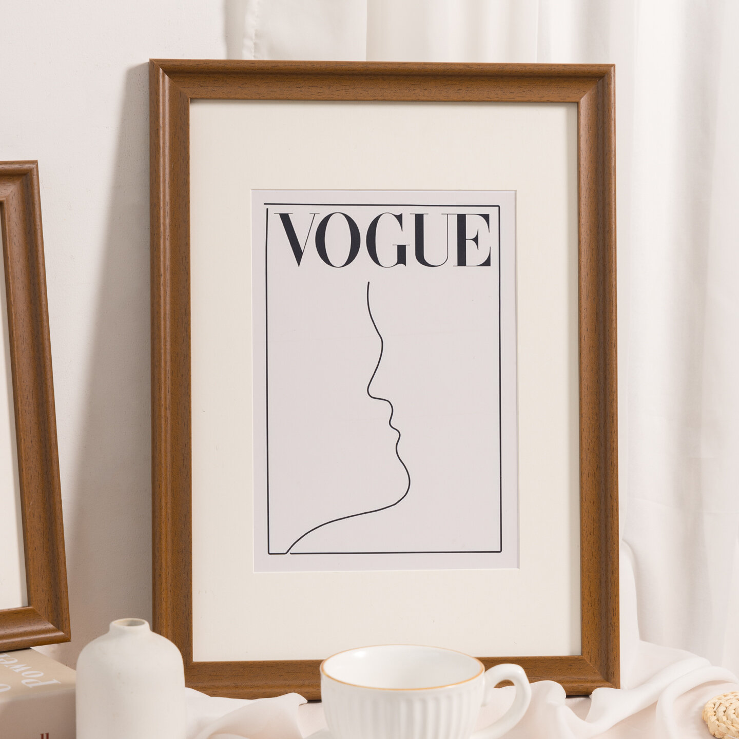 Custom Nordic Wooden Picture Frame 16 inch