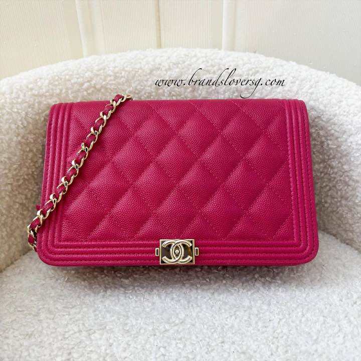 Chanel Pink Reissue Wallet On Chain at the best price