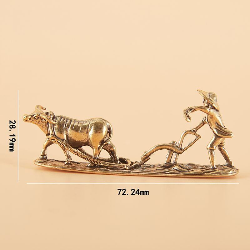 Bronze Sculpture Table Decoration Retro Vintage Style Metal Craftwork Handheld Piece Home Decorative Ornaments Table Pets