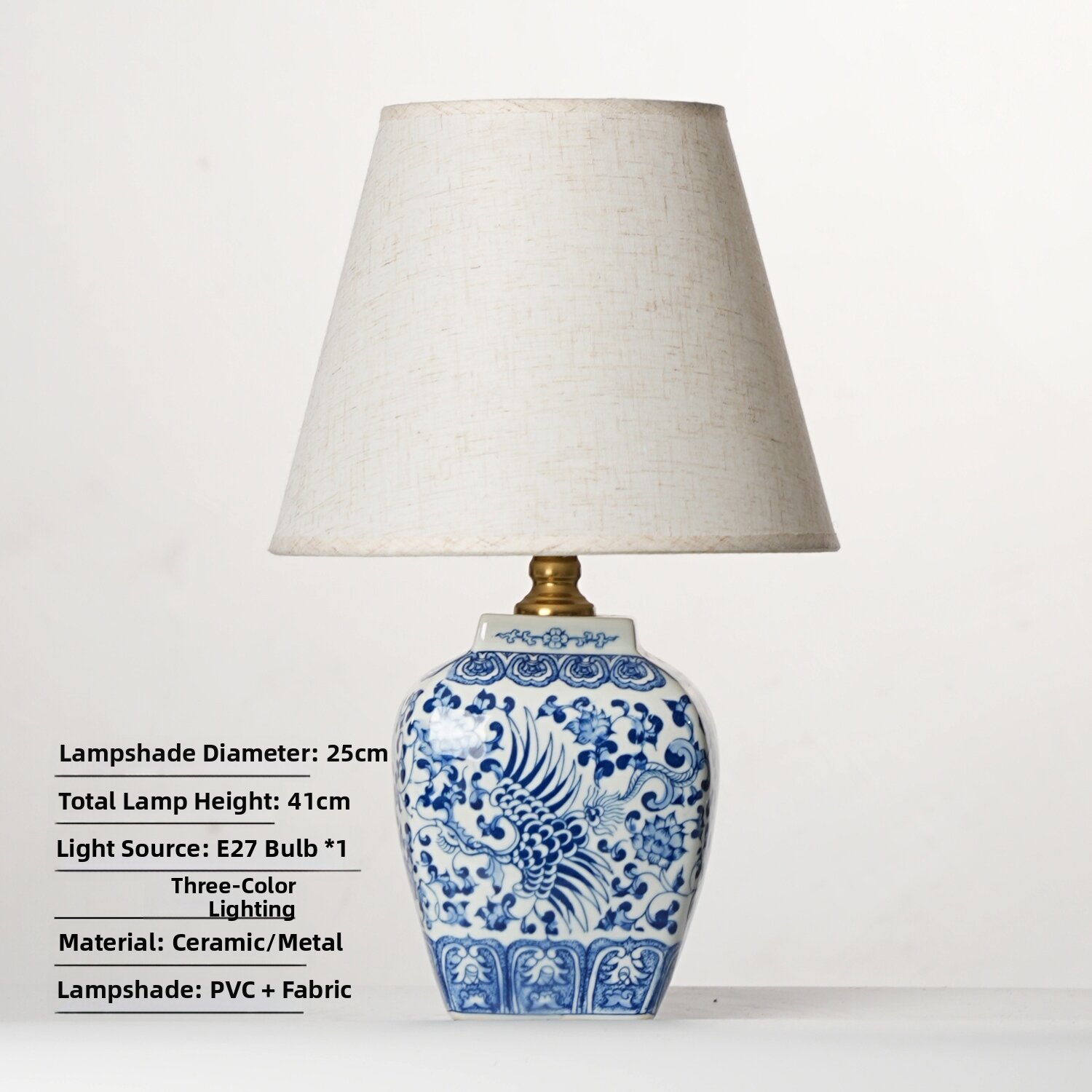 New Arrival Ceramic Table Lamp Bedroom Office Vintage European Fashion Blue And White Porcelain Lamp for Living Room Study