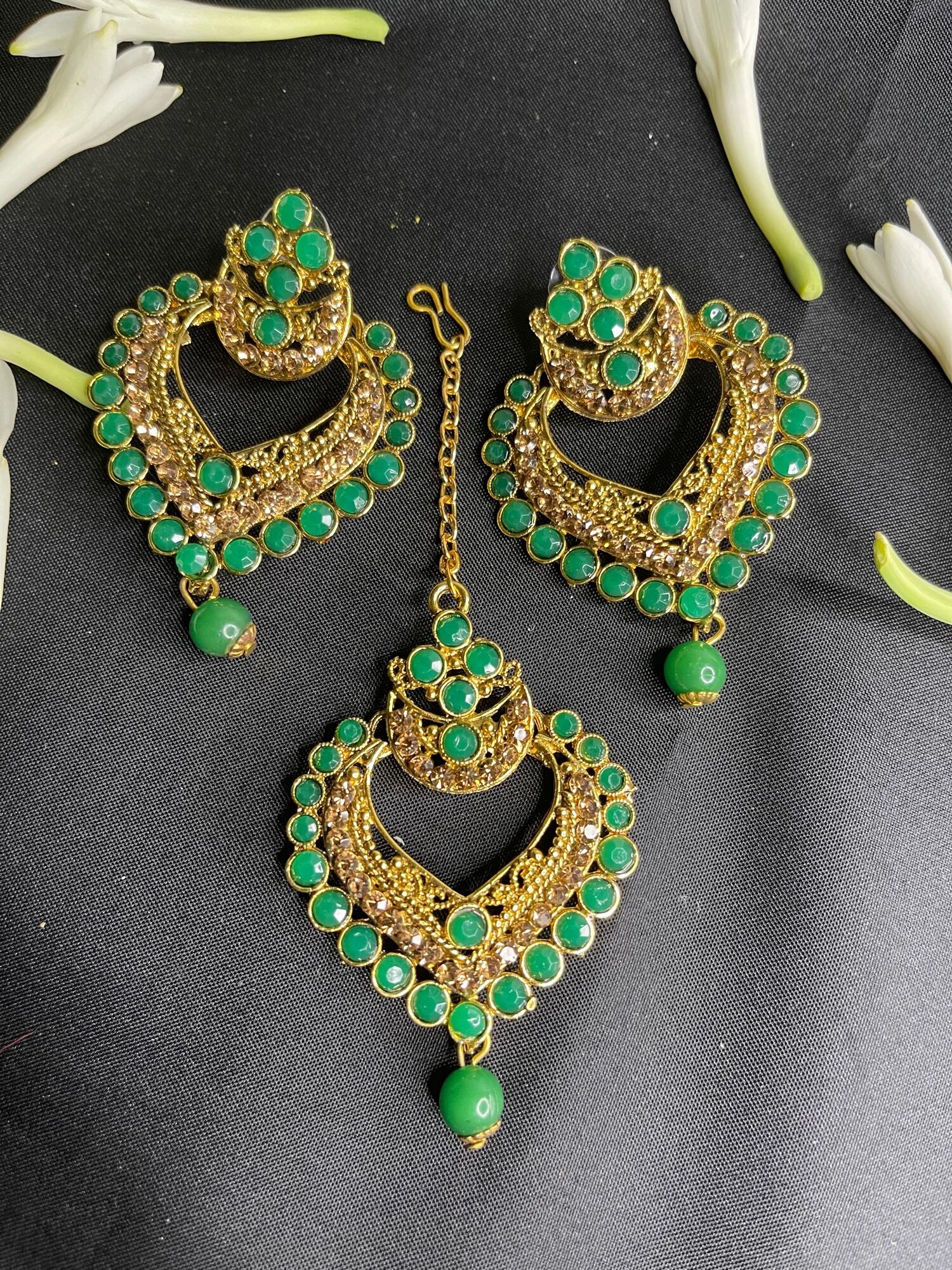 Gold maang tikka with on sale price