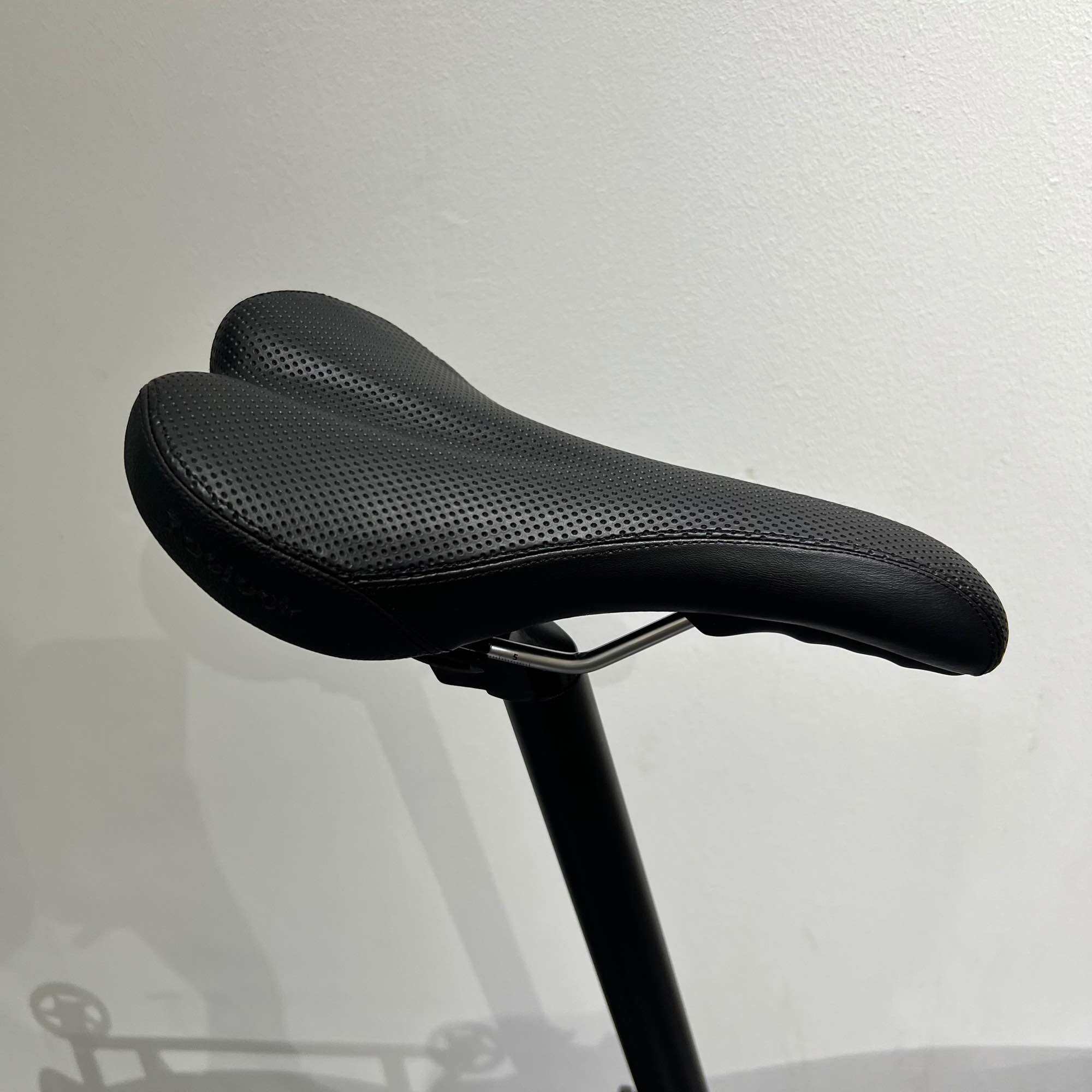 Liaoge D9 trifold bike disc brake 16” 20” external 9 speed Chromoly Steel frame compact folding. 