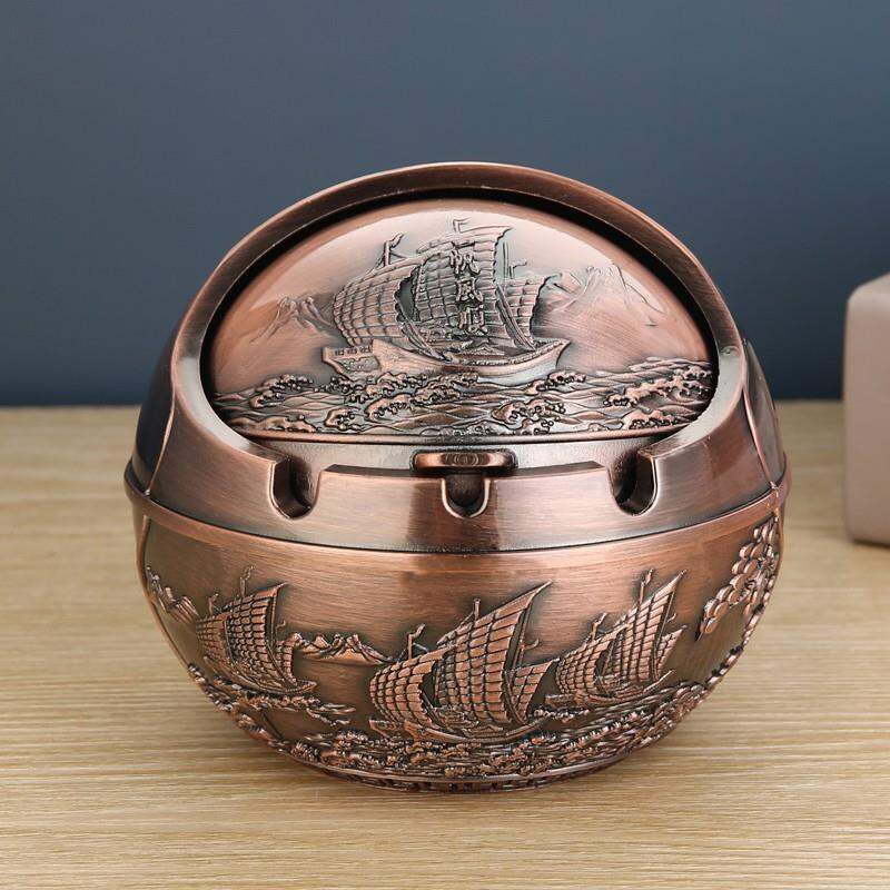 ZUNYI | Creative Stylish Ashtray with Lid Prevents Ash Flying and Odor
